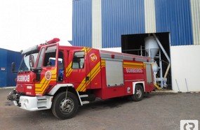 Secadora de soja pega fogo em fábrica de ração animal