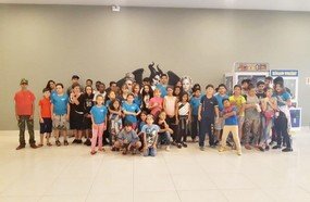 Projeto Outubro Feliz é encerrado com sessão de cinema