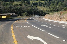 Governador entrega revitalização da SC-467, entre Jaborá e Ouro
