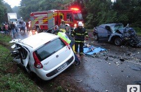 Colisão frontal faz duas vítimas fatais na BR-282 em Joaçaba