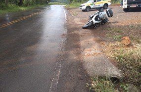 Motociclista fica ferido após sofrer queda na SC-355