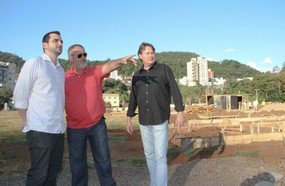 Prefeito faz vídeo para mostrar início da construção do Parque em Joaçaba