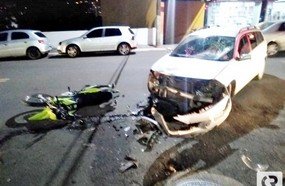 Motociclista fica ferido em colisão no centro de Herval d´Oeste
