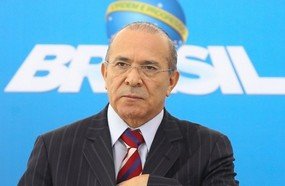 Governo e caminhoneiros anunciam acordo para suspender a greve