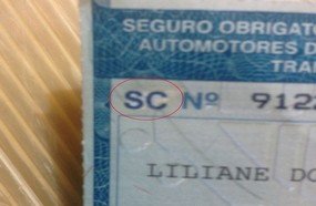 PRF aborda veículo com licenciamento furtado do Detran de SP