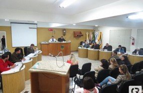 Sindicato dos servidores se manifesta sobre polêmica no corte de benefícios