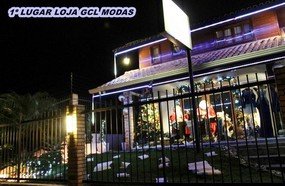Loja GCL Modas vence Concurso de Decoração Natalina em Joaçaba
