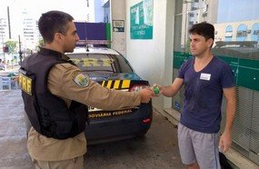 PRF transporta medicamento para cirurgia de urgência em criança
