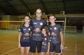 Atletas representam Joaçaba na Etapa Nacional de Badminton