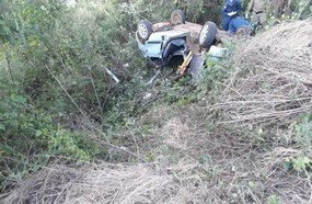 Capotamento mata motorista e deixa três feridos em Fraiburgo