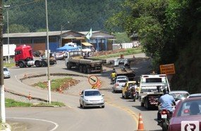 Carreata em apoio aos caminhoneiros em Joaçaba e Herval