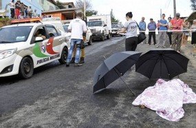 Mulher morre atropelada por retroescavadeira em Caçador
