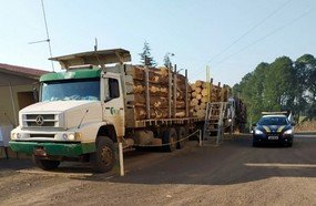 PRF flagra carretas com excesso de peso em Vargem Bonita