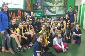 Alunos do CERT conhecem Escola de Samba Aliança