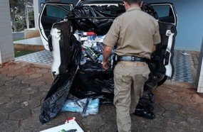 PM apreende veículo com produtos paraguaios em Piratuba