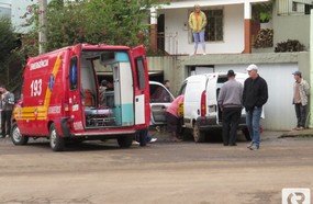 Mulher atinge garagem ao contornar aterro em Herval d´Oeste
