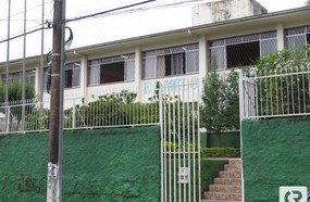 Aluno ameaça jogar lixeiro em professora em Herval d´Oeste