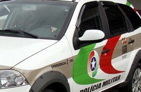 Indivíduo é preso por se masturbar na frente de mulher