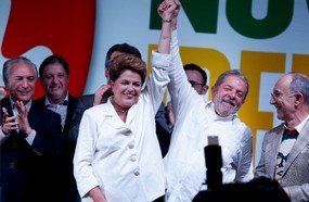 Dilma fala em união e reforma política em seu primeiro discurso