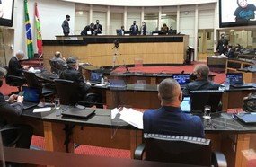 Julgamento final do 1º pedido de impeachment de Carlos Moisés