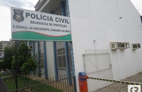 Menina de 12 anos acusa padrasto de tentativa estupro