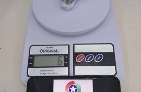 Polícia Militar Rodoviária encontra droga em veículo durante blitz