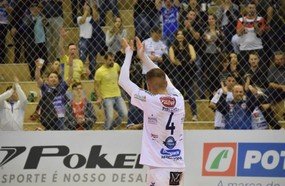Joaçaba Futsal recebe Carlos Barbosa pelas oitavas de final
