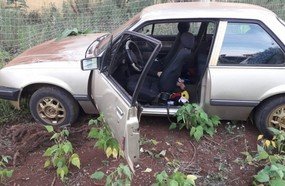 Condutor abandona criança de 4 anos no carro, após acidente