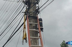 Técnico sofre descarga elétrica ao instalar rede de fibra óptica