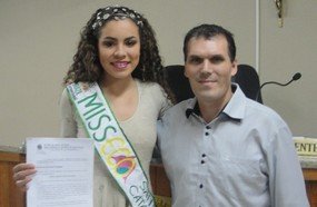 Miss Eco Santa Catarina recebe homenagem da Câmara