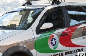 Elemento armado com faca assalta mercado em Herval