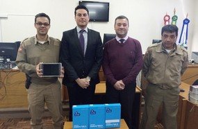Poder Judiciário doa tablets para a PM de Campos Novos