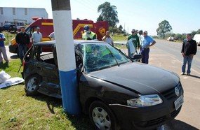Mãe e filha morrem em acidente no trevo de Campos Novos
