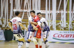 Joaçaba Futsal empata com o Campo Mourão na estreia na Liga