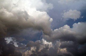 Semana com calor e risco de chuva forte e temporal em SC