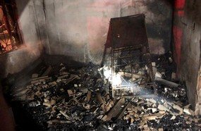 Casa é consumida por incêndio em Vargem Bonita