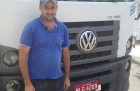 Motorista morre em colisão entre carro e caminhão na BR-282