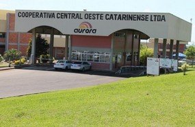 Trabalhador tem veículo furtado do estacionamento da empresa