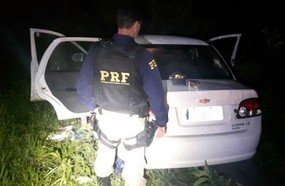 Carro furtado em Tangará é apreendido com drogas na BR-282