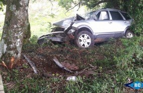 Motorista invade fazenda após perder controle da direção