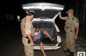 Violência doméstica e porte ilegal de arma em Herval d´Oeste