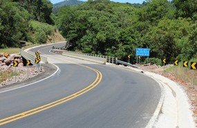 Governador inaugura rodovia em Treze Tílias na segunda-feira