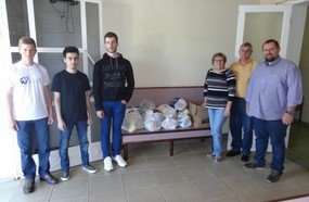 IFC Luzerna doa alimentos para Hospital São Roque
