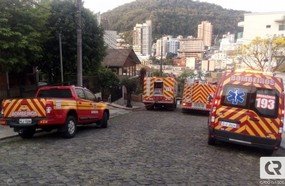 Princípio de incêndio em residência mobiliza Bombeiros em Joaçaba