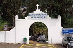 Funcionamento do Cemitério Frei Edgar no Dia de Finados